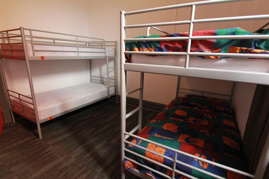 Haus Accommodation - Note - Valid Passport Required To Check-In Perth Exterior photo